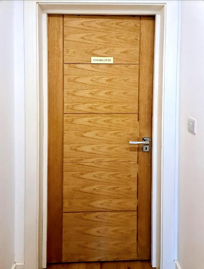 Charlotte Double Room London Eksteriør billede